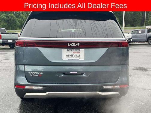 Astra Blue 2024 Kia Carnival SX