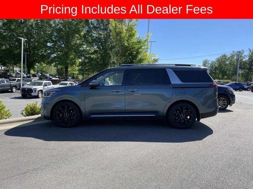 Astra Blue 2024 Kia Carnival SX