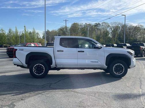 Ice Cap 2024 Toyota Tacoma TRD Off Road