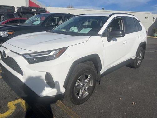2024 Toyota RAV4 Hybrid SE