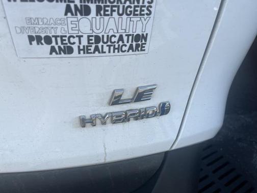 2024 Toyota RAV4 Hybrid SE