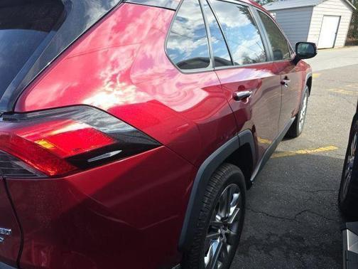 2019 Toyota RAV4 Limited