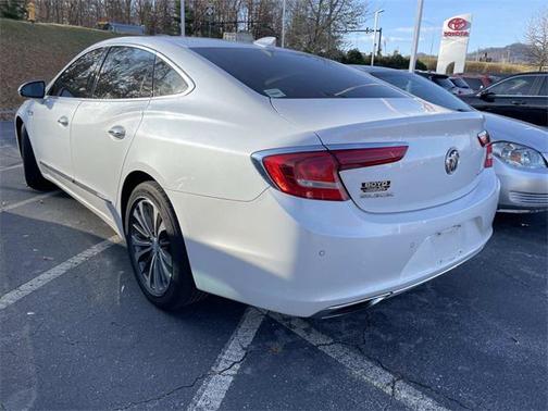 2017 Buick LaCrosse Essence