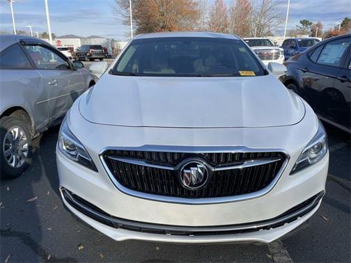 2017 Buick LaCrosse Essence