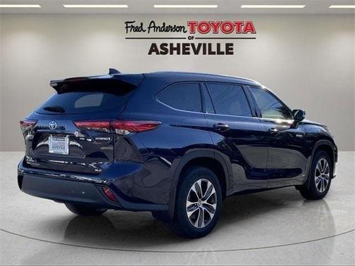 2020 Toyota Highlander Hybrid XLE