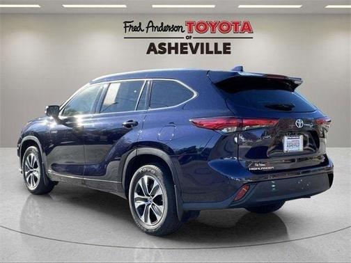 2020 Toyota Highlander Hybrid XLE