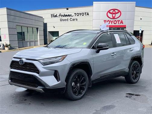 2023 Toyota RAV4 Hybrid SE