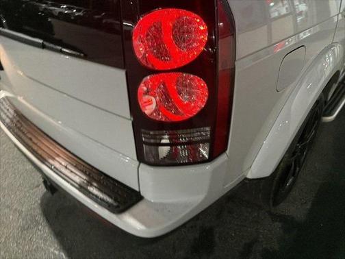 2016 Land Rover LR4 Base