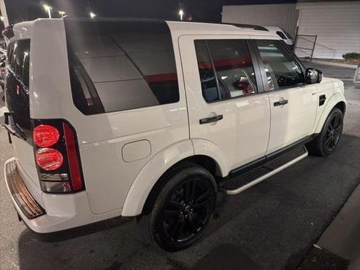 2016 Land Rover LR4 Base