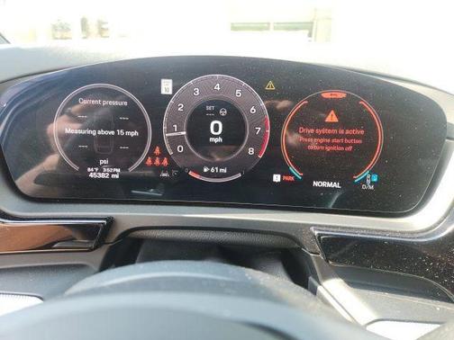 White 2024 Porsche Cayenne Cayenne