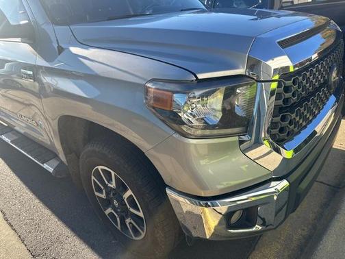 2018 Toyota Tundra SR5