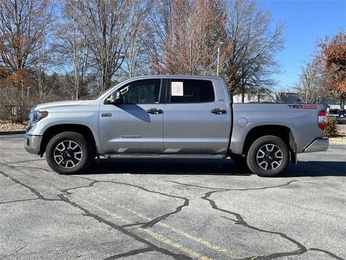 2018 Toyota Tundra SR5