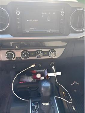 2016 Toyota Tacoma SR