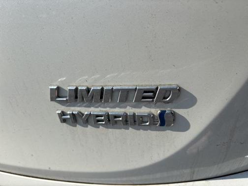 2018 Toyota RAV4 Hybrid SE