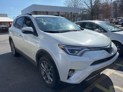 2018 Toyota RAV4 Hybrid SE