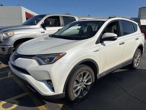 2018 Toyota RAV4 Hybrid SE