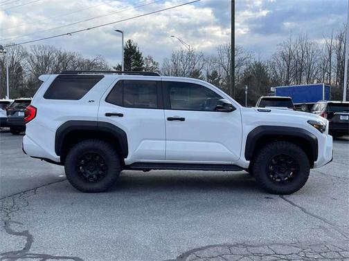 2025 Toyota 4Runner TRD Off Road