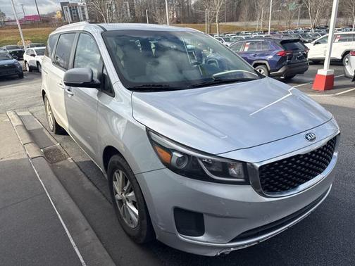 2016 Kia Sedona LX