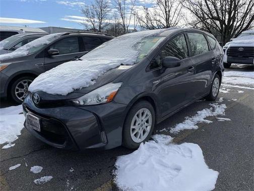 2016 Toyota Prius v Four
