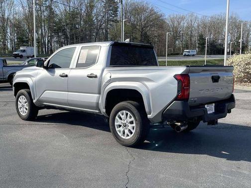 2025 Toyota Tacoma SR