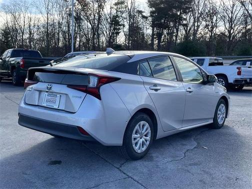 2021 Toyota Prius LE