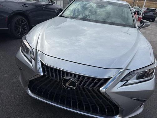 2024 Lexus ES 250 Base