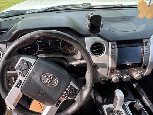 2019 Toyota Tundra SR5