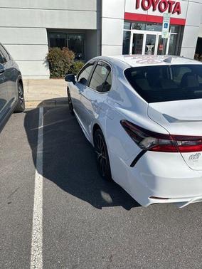 Ice Cap 2023 Toyota Camry SE