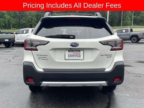 Crystal White Pearl 2024 Subaru Outback Limited XT