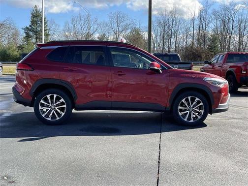 2023 Toyota Corolla Cross XLE