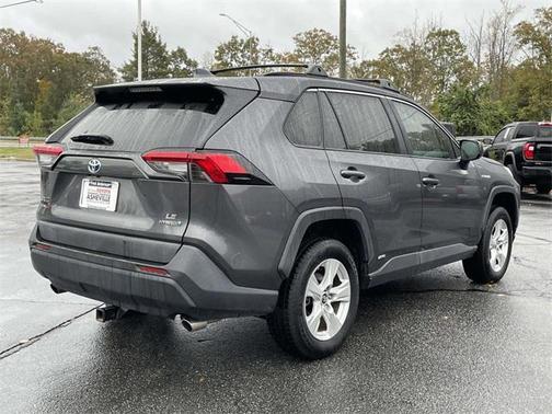 2019 Toyota RAV4 Hybrid SE