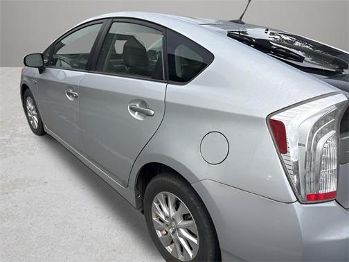 2013 Toyota Prius Plug-in Advanced