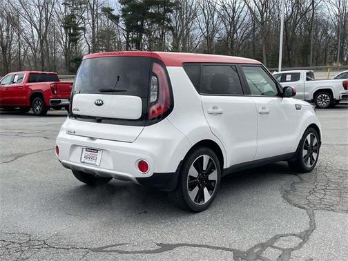 2017 Kia Soul +
