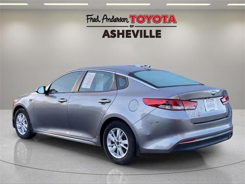 2017 Kia Optima LX
