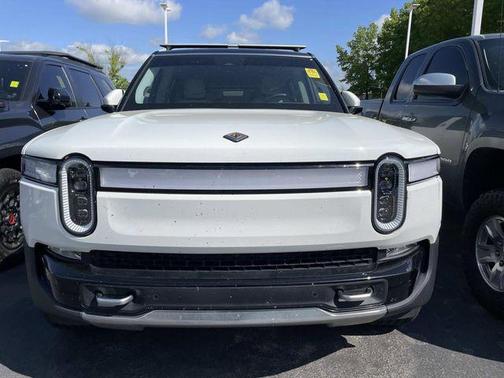 -Select- 2023 Rivian R1S Adventure