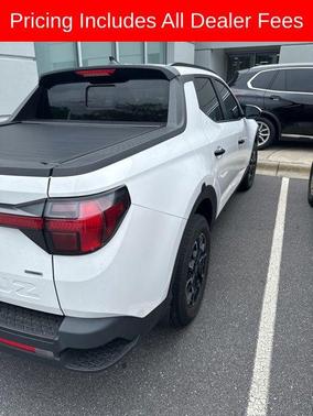 Atlas White 2023 Hyundai SANTA CRUZ SEL