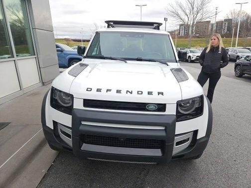 2023 Land Rover Defender 110 S