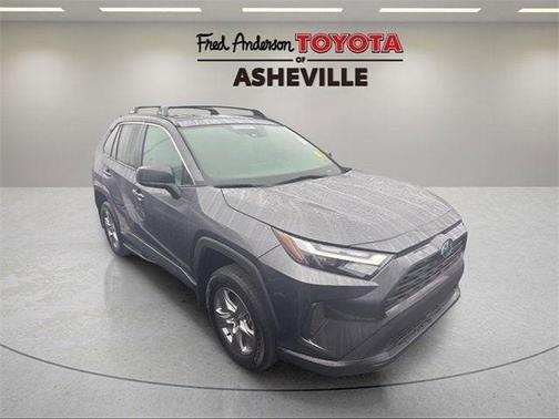 2024 Toyota RAV4 Hybrid LE