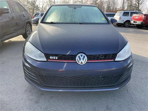 2015 Volkswagen Golf GTI 2.0T SE 4-Door