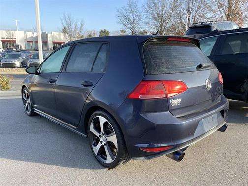 2015 Volkswagen Golf GTI 2.0T SE 4-Door