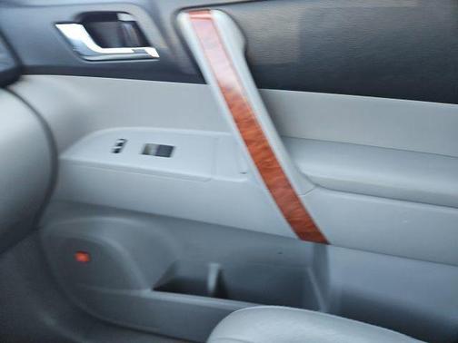 2010 Toyota Highlander Limited