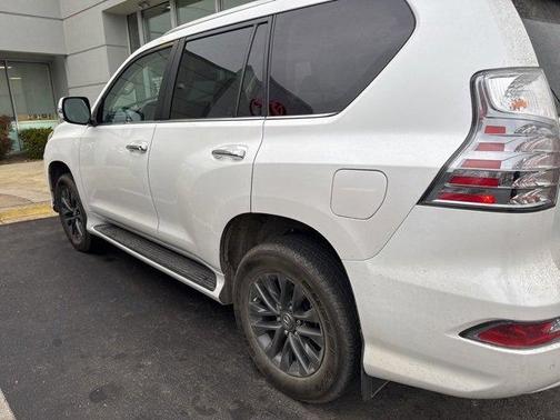 2023 Lexus GX 460 Base