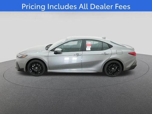 Heavy Metallic 2026 Toyota Camry SE