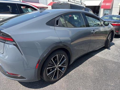 2023 Toyota Prius XLE