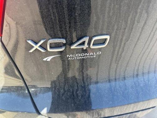 2019 Volvo XC40 T5 R-Design