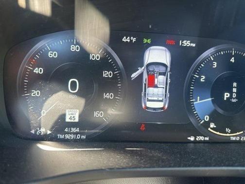 2019 Volvo XC40 T5 R-Design