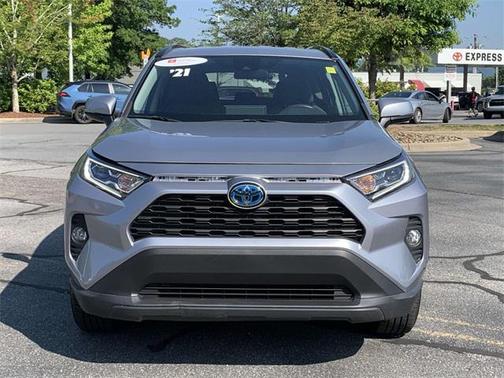 2021 Toyota RAV4 Hybrid XLE