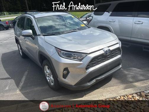 2021 Toyota RAV4 Hybrid XLE