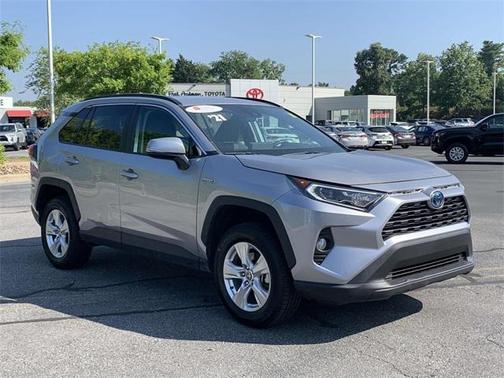 2021 Toyota RAV4 Hybrid XLE