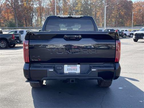 2024 Toyota Tundra Platinum